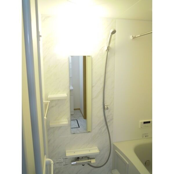 【新築】KosmosⅢ(コスモススリー)の浴室