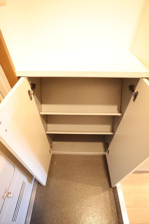 大阪市都島区都島北通２丁目の賃貸マンションの玄関