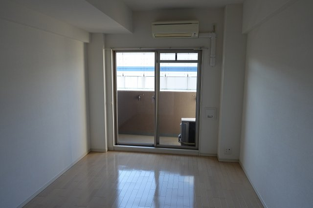 アーバングリーン甲子園の居間・リビング