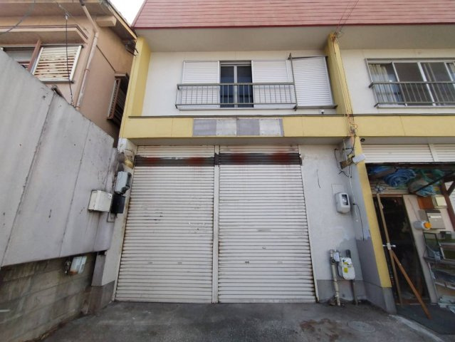 六田1丁目店舗付住居の外観