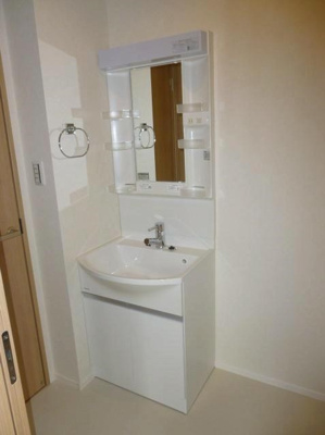 【独立洗面台】 | Residenza al picco | 嬉しい独立洗面台付き。