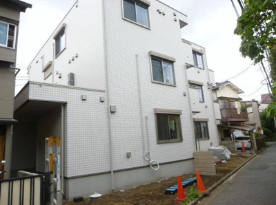 【外観】 | Residenza al picco | 綺麗な外観。