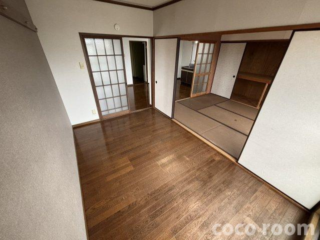 シャルマンkogawaの洋室