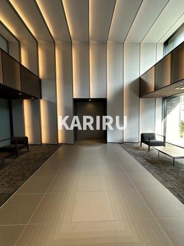 スプランディッド京橋EASTのロビー