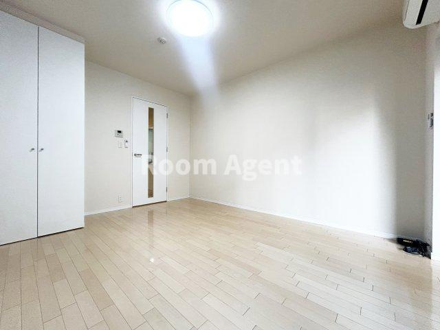 ガーデンハイツマルタカ2の居間・リビング