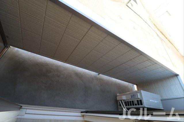 アクシス西本町のバルコニー