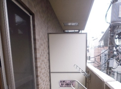 【バルコニー】 | クレスト高円寺 | 南向きのバルコニー。