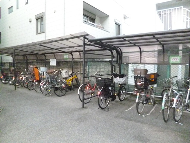 ＫＵハイムⅡのその他共用部分|★敷地内屋根付き自転車置場★