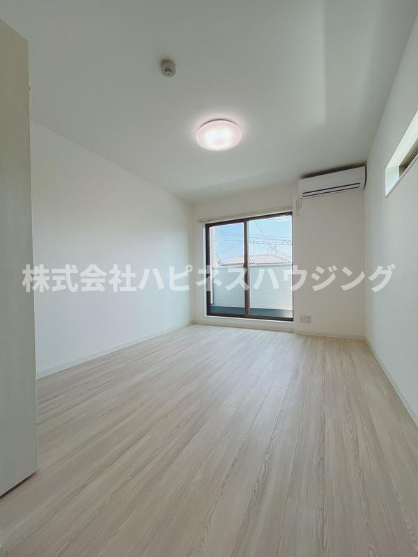 Maison Claire南柏の洋室|室内照明付き