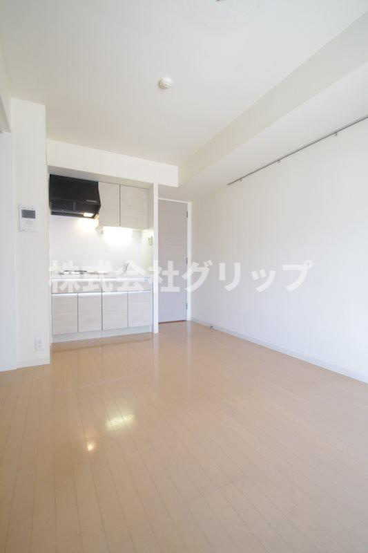 ポルトパルティーレ横浜の居間・リビング