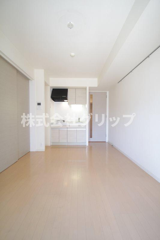 ポルトパルティーレ横浜の居間・リビング