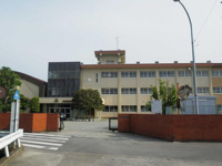 小田原市立城北中学校まで736m
