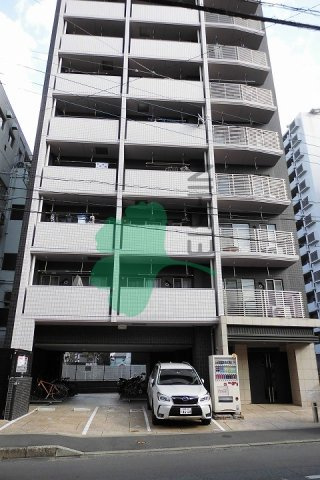 ソリエーヴォ県庁前の外観