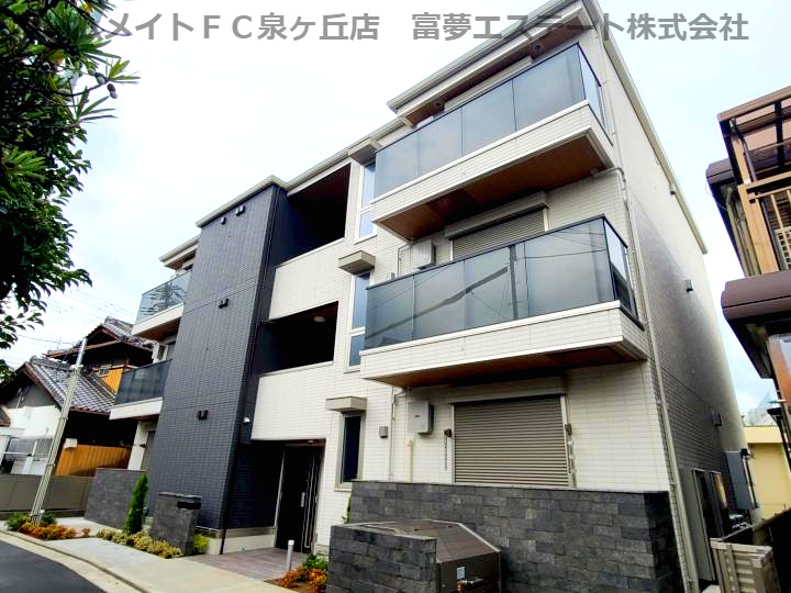 パサログランデ鳳西町の外観