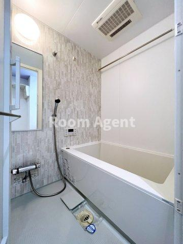 グランルクレ新栄イーストの浴室