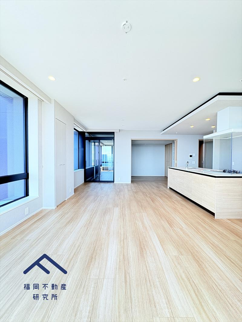 アイランドシティオーシャン＆フォレストタワーレジデンスEASTの外観