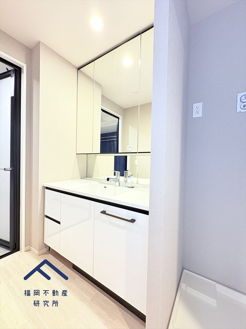 アイランドシティオーシャン＆フォレストタワーレジデンスEASTの独立洗面台