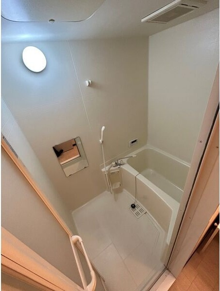 クリサスレジデンス枇杷島の浴室