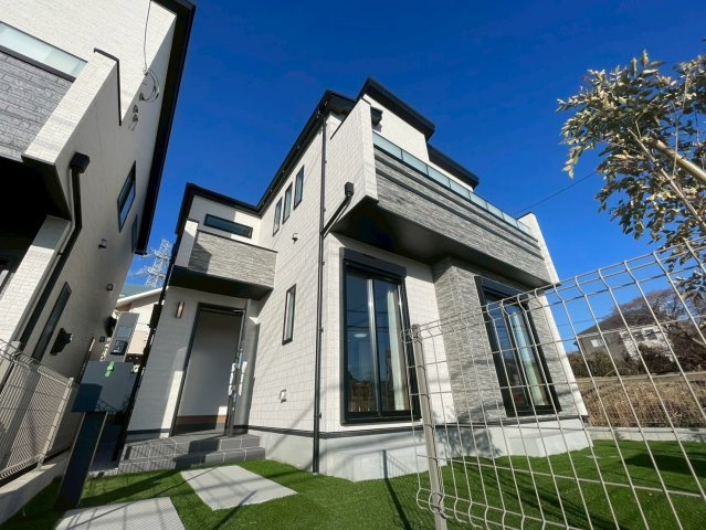 横浜市青葉区荏田西3丁目 新築戸建て【仲介手数料無料】