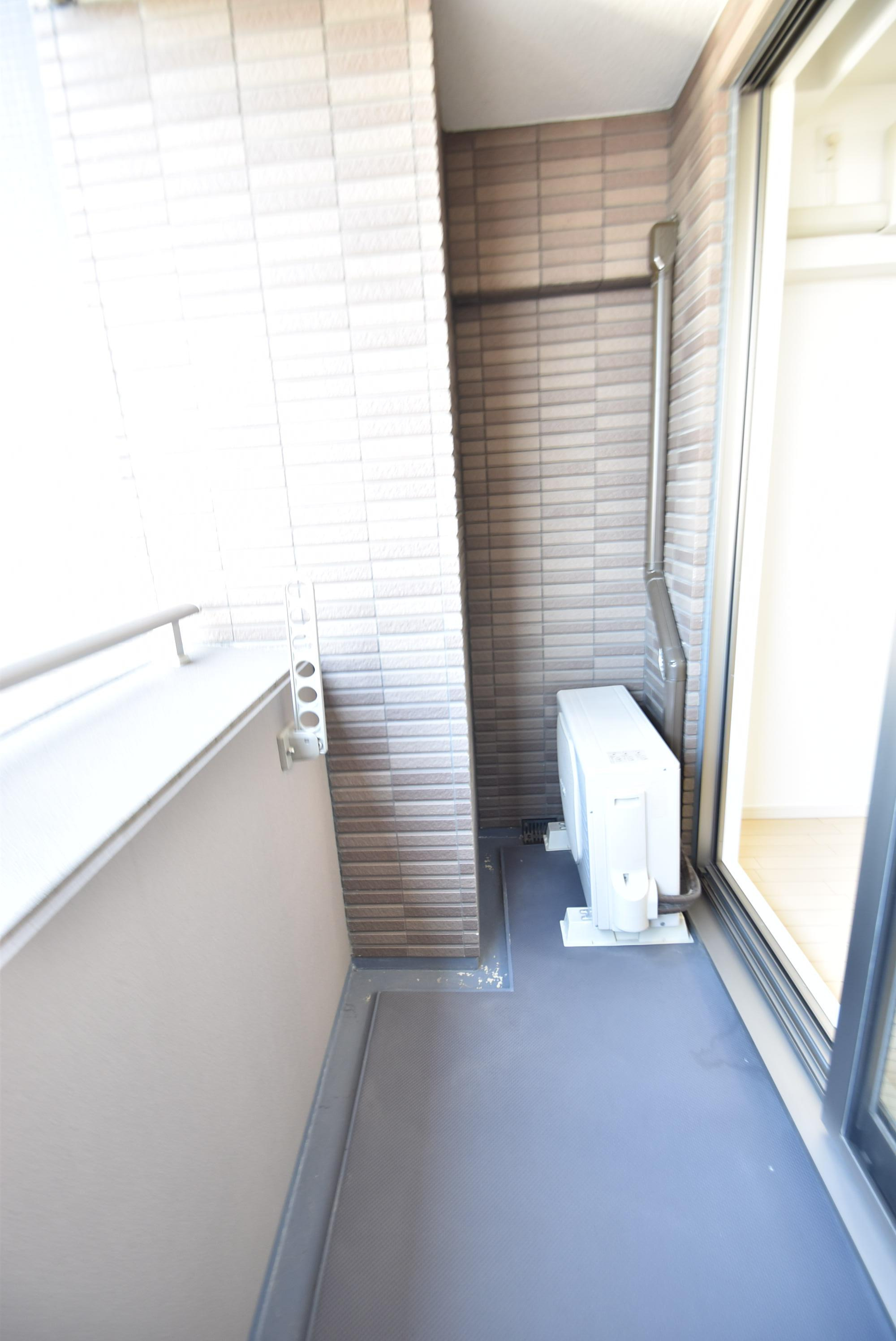 大阪市都島区東野田町２丁目の賃貸マンションのバルコニー