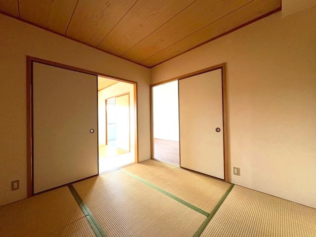 アプティ3番館の和室