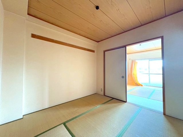 アプティ3番館の和室