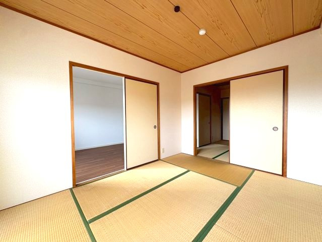 アプティ3番館の和室