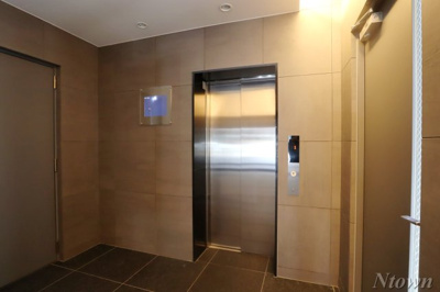 【ロビー】 | メイクスデザイン名駅南 | 建物の内部です