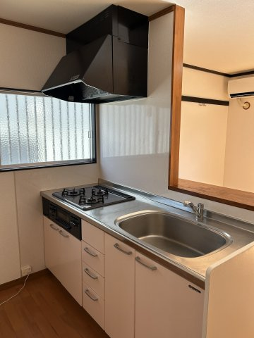 ジーエル牛久　B棟のキッチン|人気の対面式キッチンです