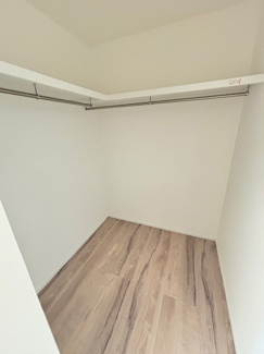 【収納】 | 西区山田新町1【P４台可】【限定1棟】 | 2階　洋室×3　収納付きでお部屋がスッキリ広く使えます。　