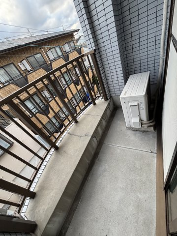 【バルコニー】 | ヴォーグシャトー