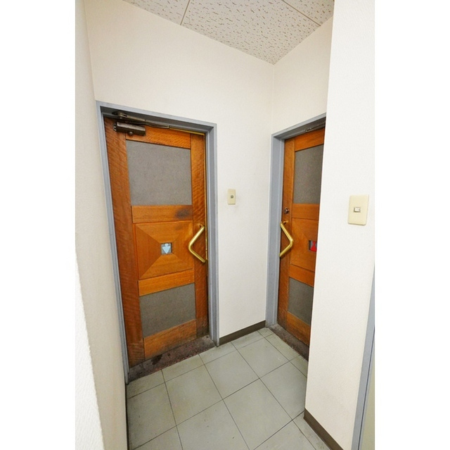 新岐阜ビルのトイレ|共同トイレ