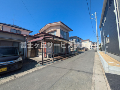 【前面道路含む現地写真】 | 磐田市国府台 2期 新築一戸建て 1号棟 | 前面道路含む現地写真です