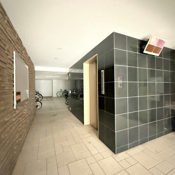 axis sakae Ⅴのロビー