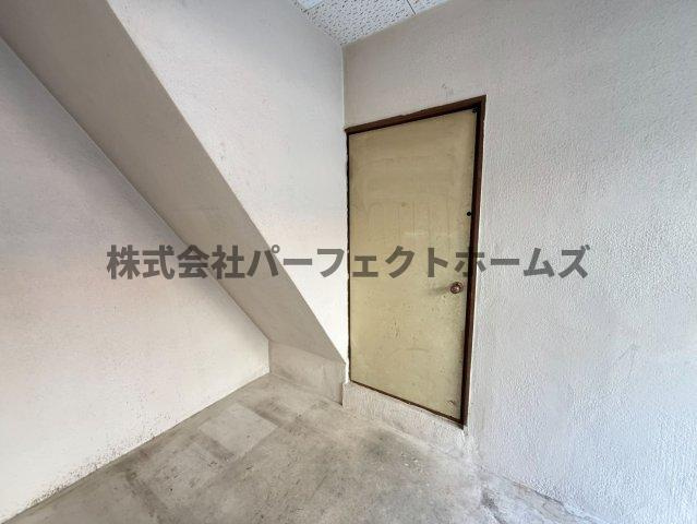 門真市岸和田3丁目戸建　賃貸の駐車場|バイク置き場・倉庫