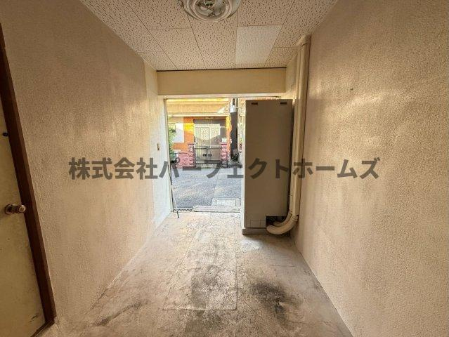 門真市岸和田3丁目戸建　賃貸の駐車場|バイク置き場・倉庫