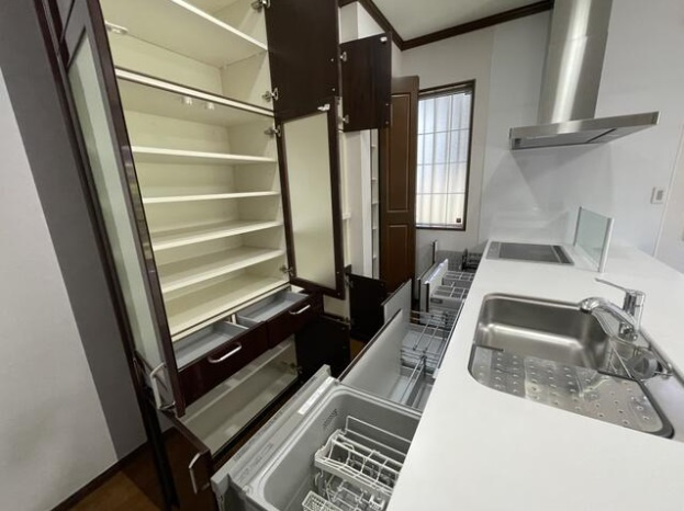 【収納】 | 八千代市勝田台南２丁目　中古戸建て | キッチン収納豊富