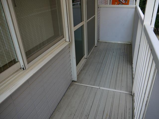 シリウスＡのバルコニー|バルコニーからの眺めを楽しみながら食事をしませんか