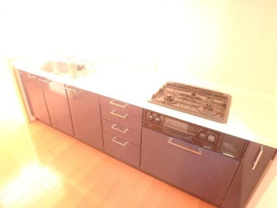 【キッチン】 | 日神パレステージ石神井台 | グリル付き3口コンロ。