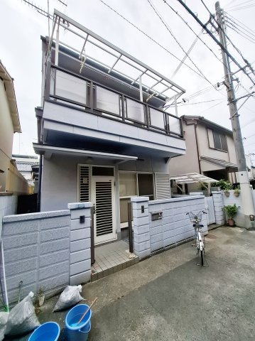 鳴尾町4丁目貸家の外観