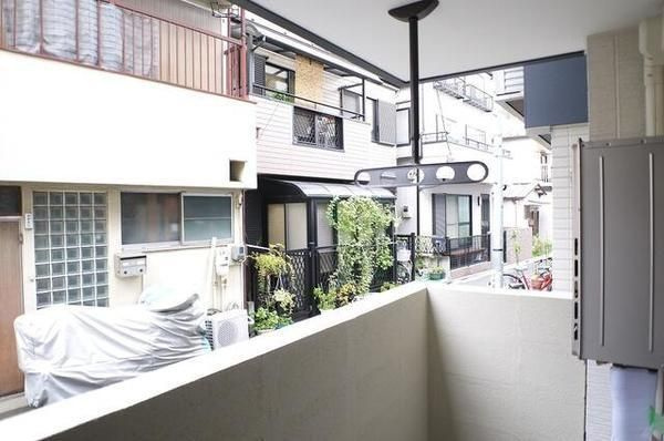 MELDIA東向島のバルコニー