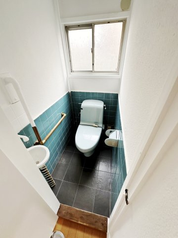 矢野東戸建のトイレ