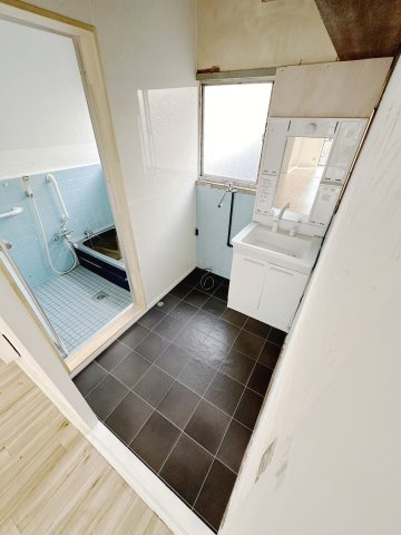 矢野東戸建の洗面所