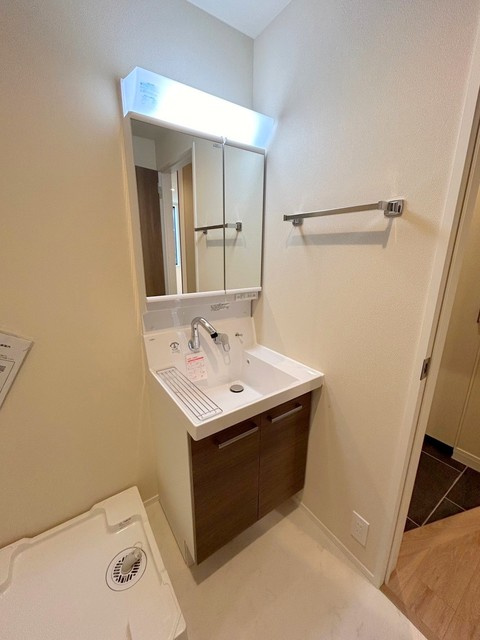 ＧＲＡＣＥ　ＨＩＬＬの洗面所|★三面鏡独立洗面台★