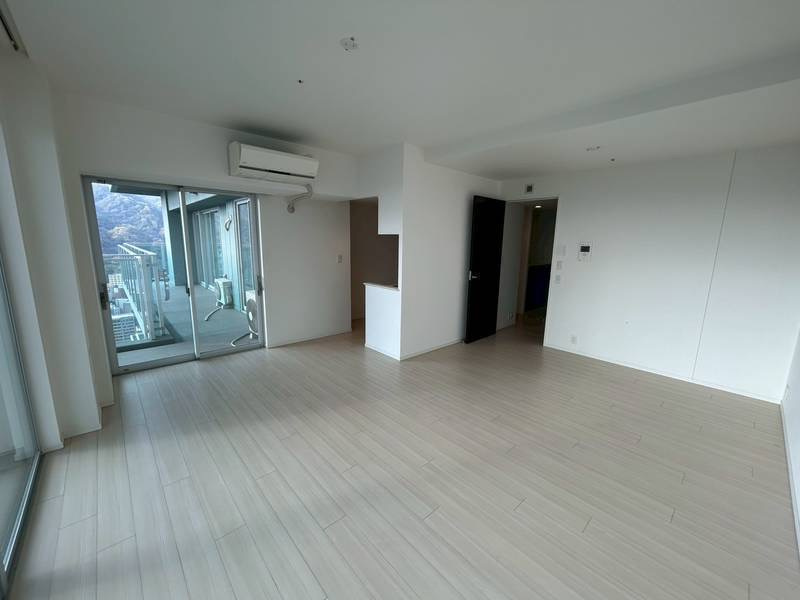 シティタワー神戸三宮の居間・リビング