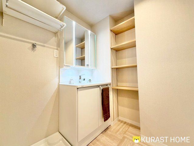 境谷西第2住宅団地16号棟　3階の洗面所