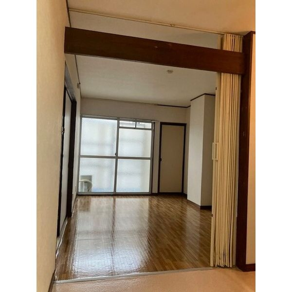 京第一マンションの洋室