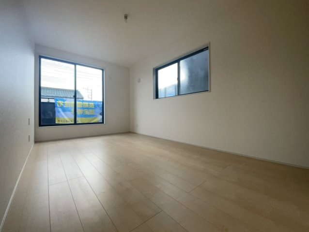 月々７万円台～　新築戸建　川越市かすみ野 第6の洋室|主寝室広々とした８．５帖！