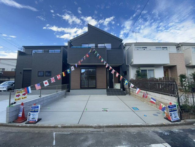 月々6万円台～　新築戸建　川越市かすみ野 第6の外観|２号棟　外観　完成しました！
カースペース並列2台分可！