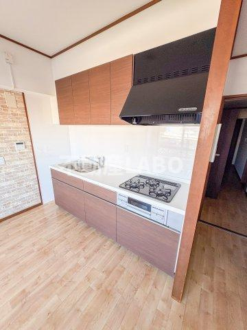 高見フローラルタウンイーストスクエア２７のキッチン